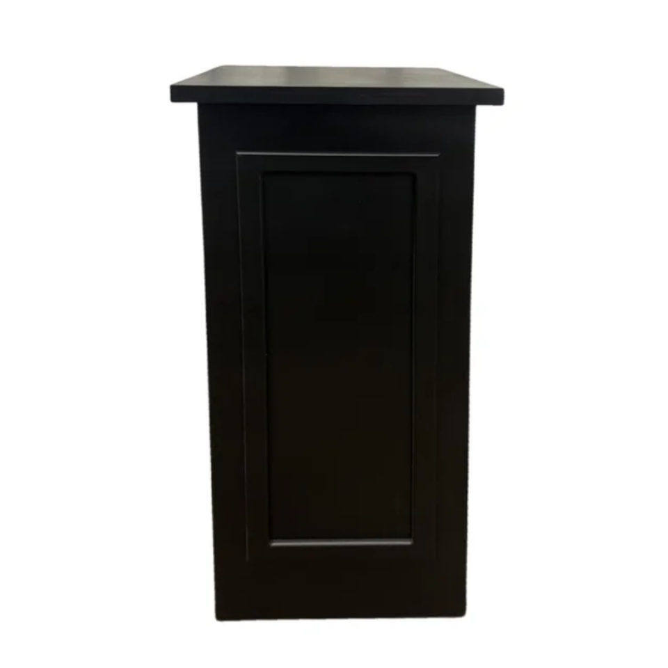 Black Pedestal